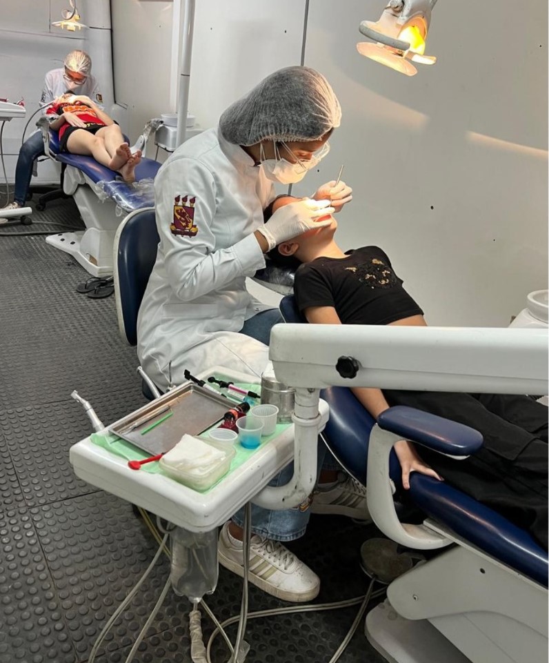 Atendimento odontológico comunitário